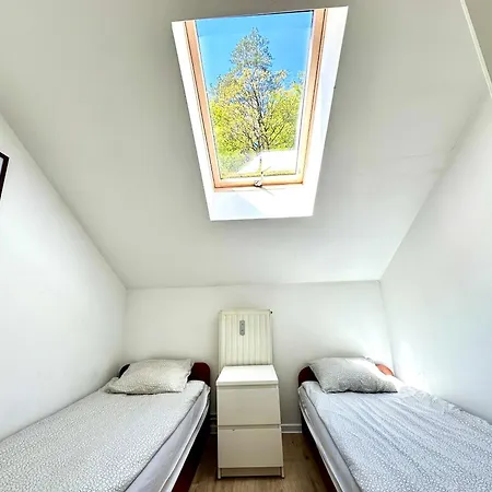 Leszczynki Iv * グディニャ